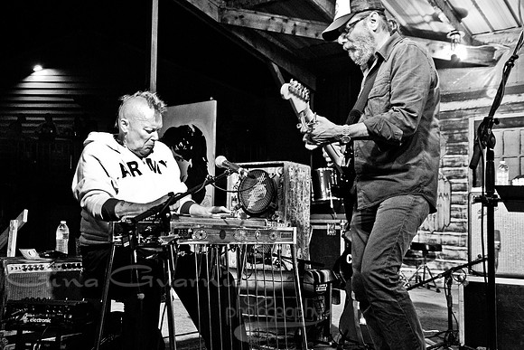 NEW RIDERS OF THE PURPLE SAGE