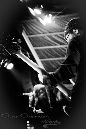 Sister Sparrow and the Dirty Birds