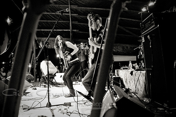 Sister Sparrow and the Dirty Birds