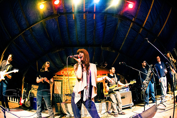 Sister Sparrow and the Dirty Birds