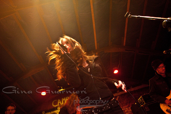 Sister Sparrow and the Dirty Birds